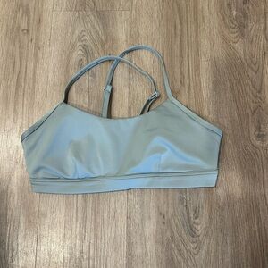 Alo Airlift Intrigue Sports Bra